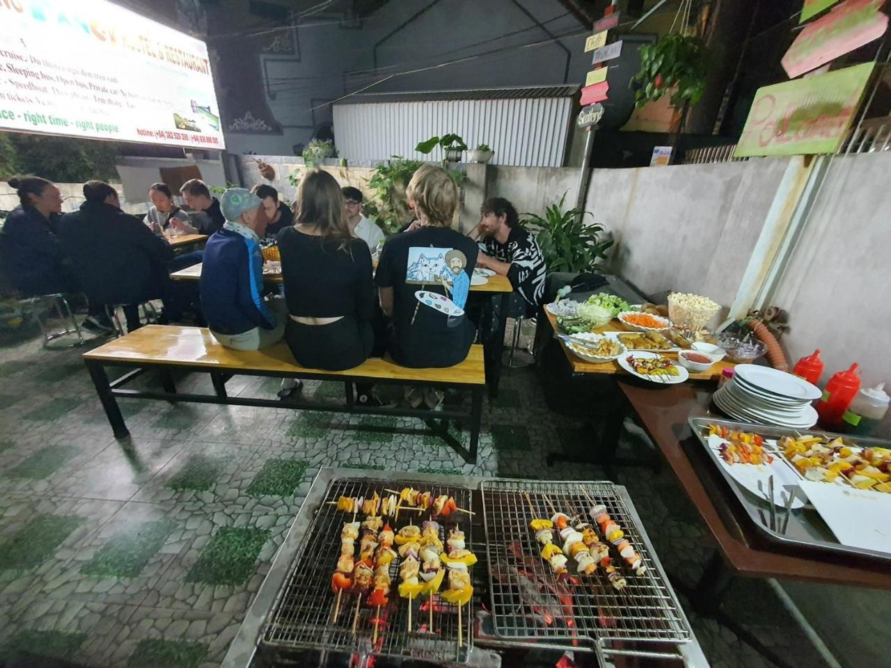 Ha Long Fancy Hostel With Vegetarian And Vegan Restaurant المظهر الخارجي الصورة