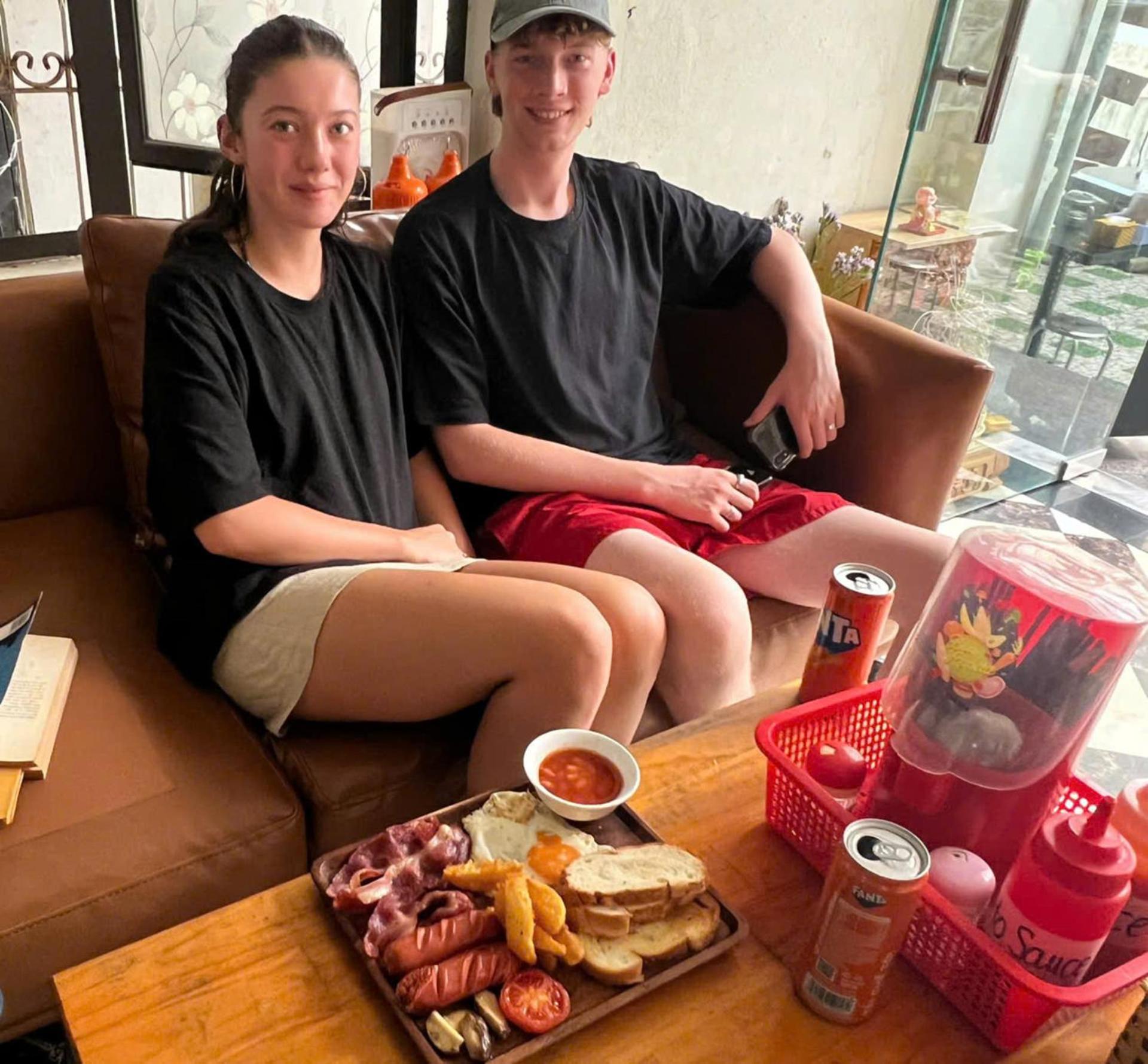 Ha Long Fancy Hostel With Vegetarian And Vegan Restaurant المظهر الخارجي الصورة